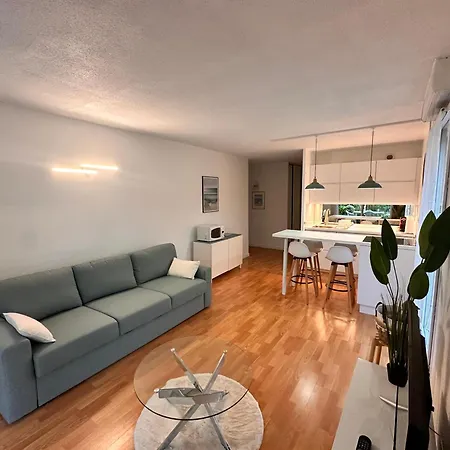 Superbe T2 Moderne Vue Sur Parc * 卡布勒通